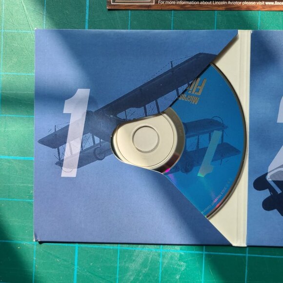 Microsoft FLIGHT SIMULATOR 2004 (PC / Windows) Complete | CIB w/ Tin Case - Picture 6 of 10